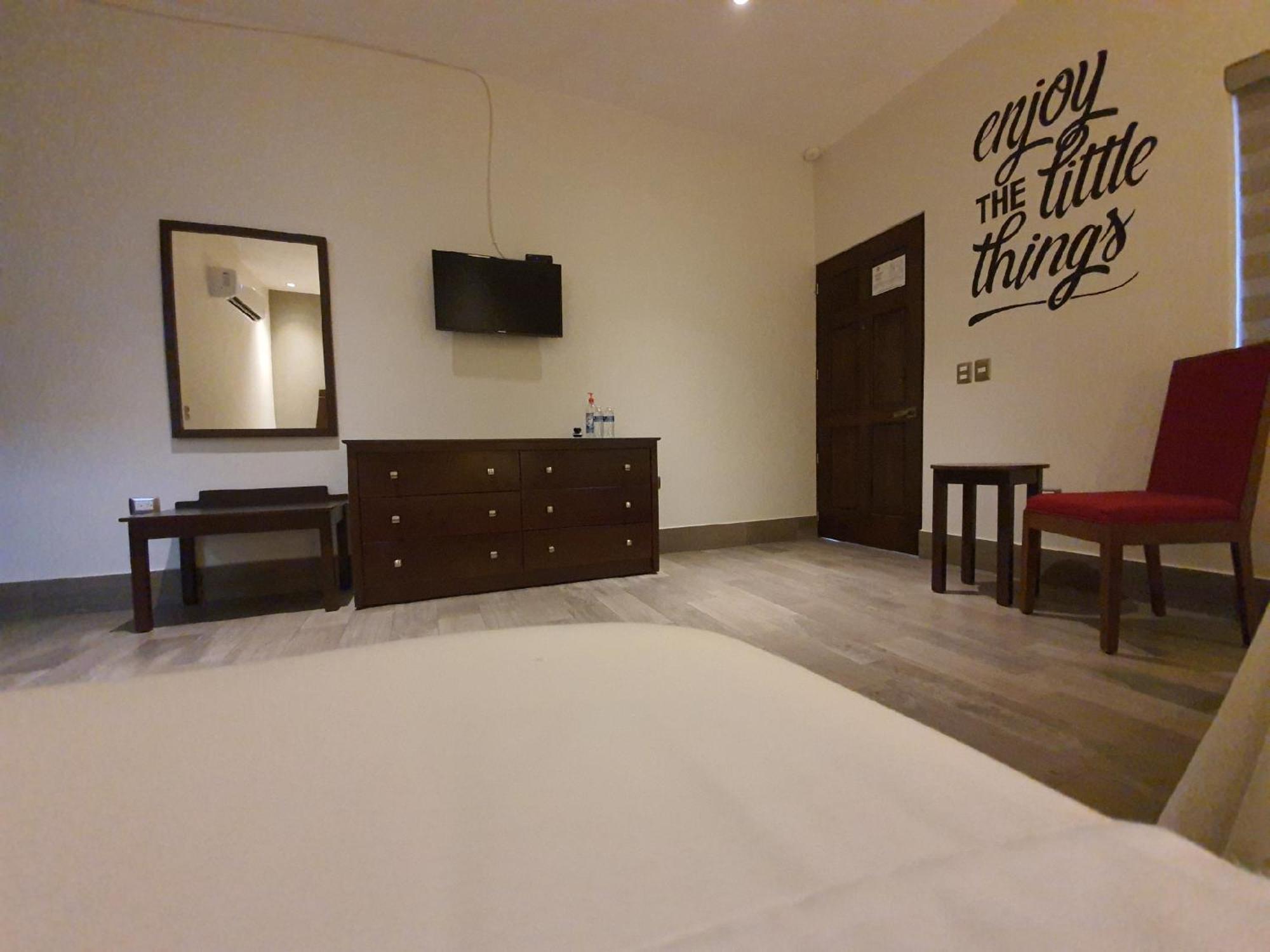 Punto Madero Hotel & Plaza Mocorito Luaran gambar